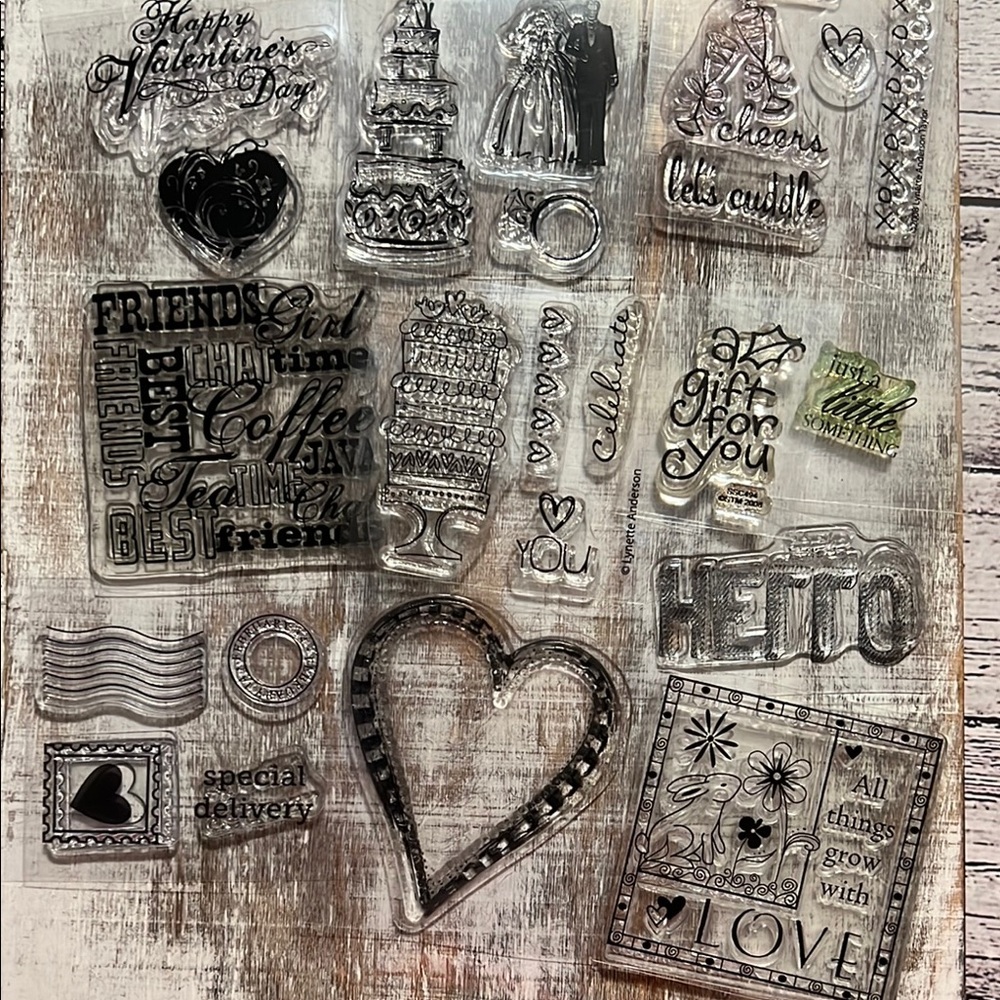 Studio112 24 Piece Clear Stamps Set